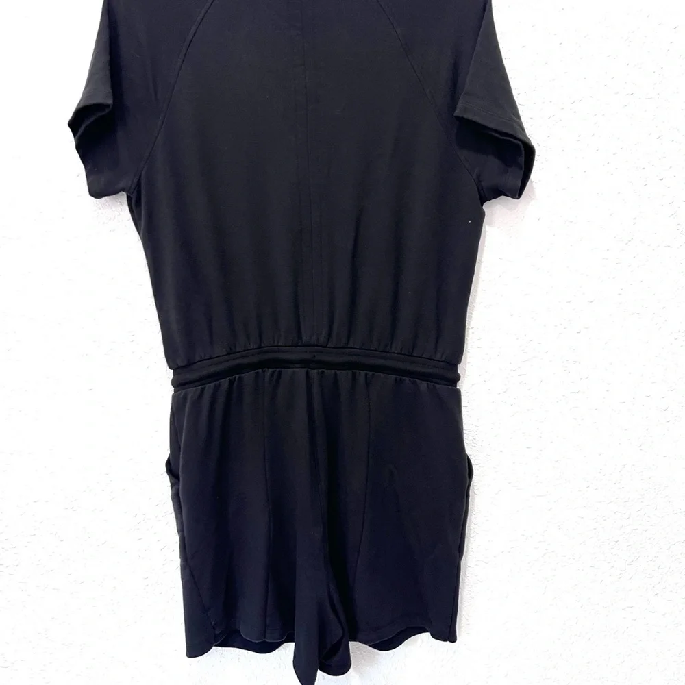 Athleta preowned chic